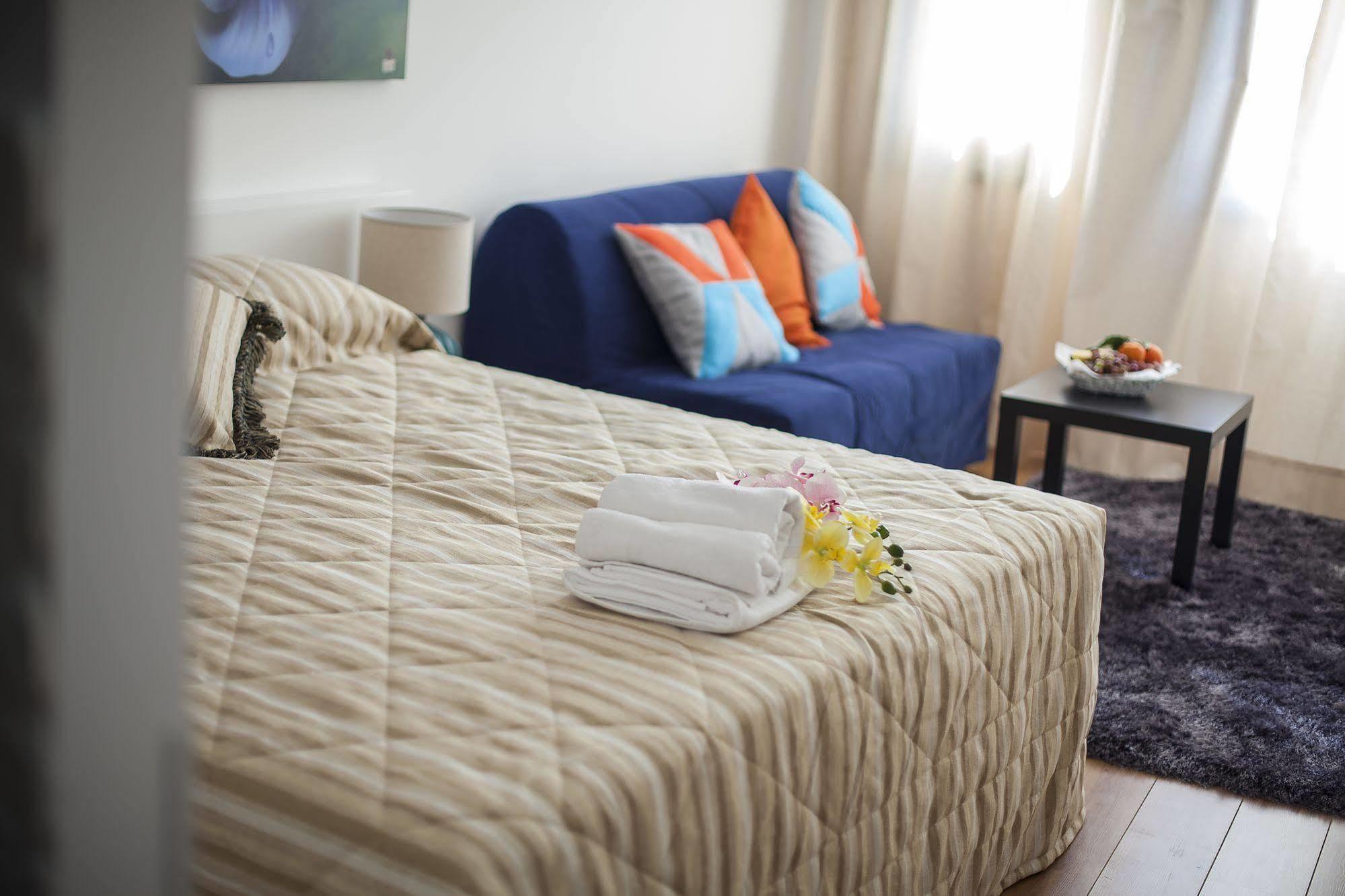 Operetta House Daire Larnaca Dış mekan fotoğraf